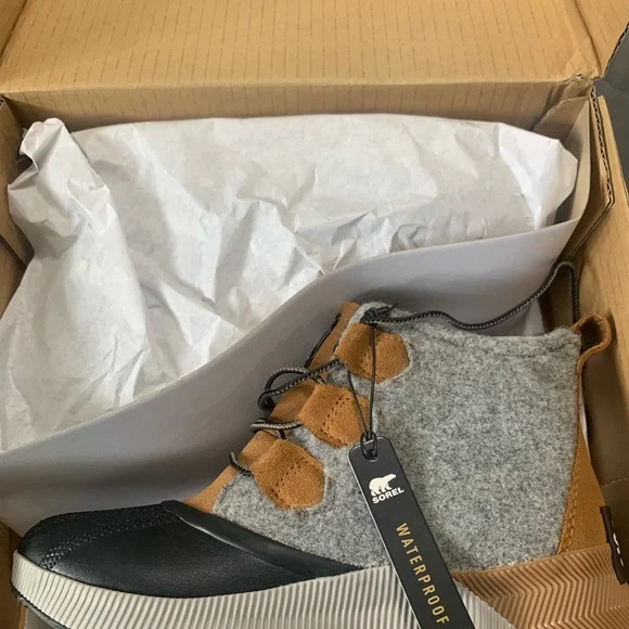 SOREL Out N About Classic Waterproof Rain Boot - Picture 6 of 7